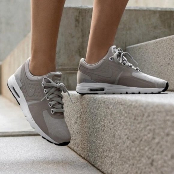 nike air max zero womens